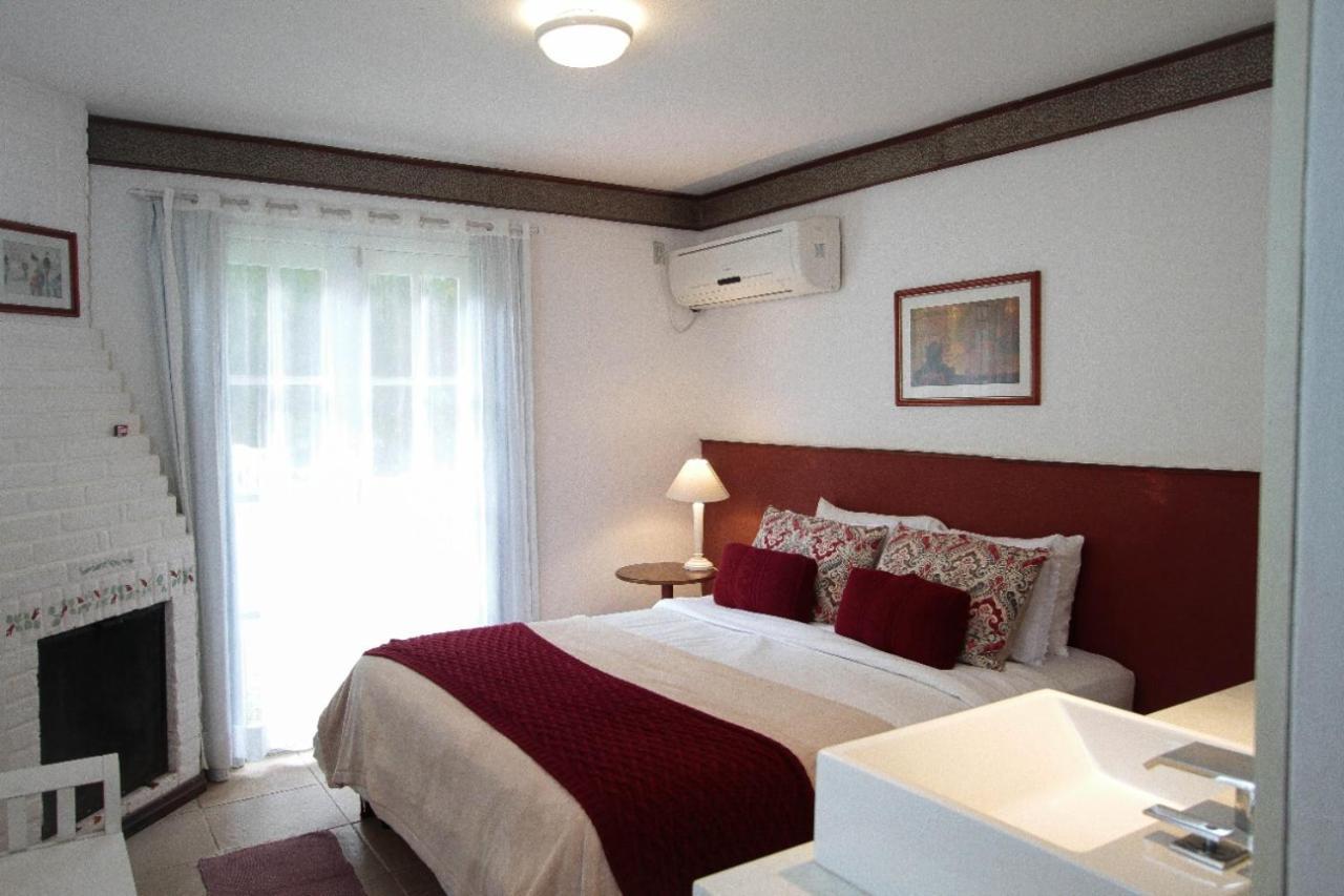 Hotel Pequena Suecia Penedo  Pokój zdjęcie
